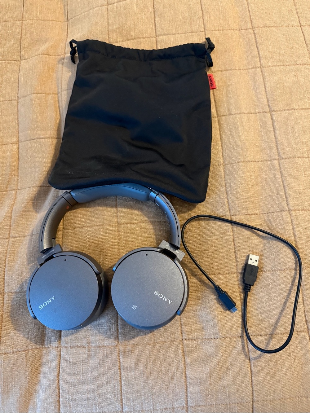 Sony Gray On-Ear Noise Cancelling Bluetooth Headphones with Carry Pouch